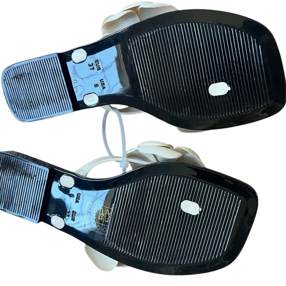 Jeffrey Campbell Black and White Sandals with Floral Strap Design - Picture 7 of 8